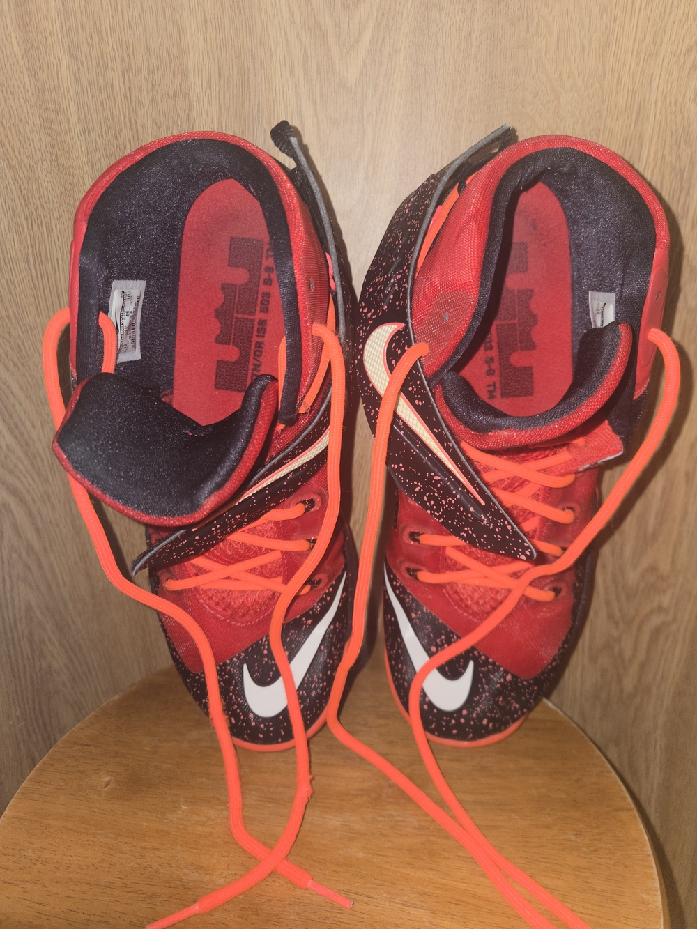 Nike LeBron Soldier 8 Basketball Shoes - Picture 5 of 7